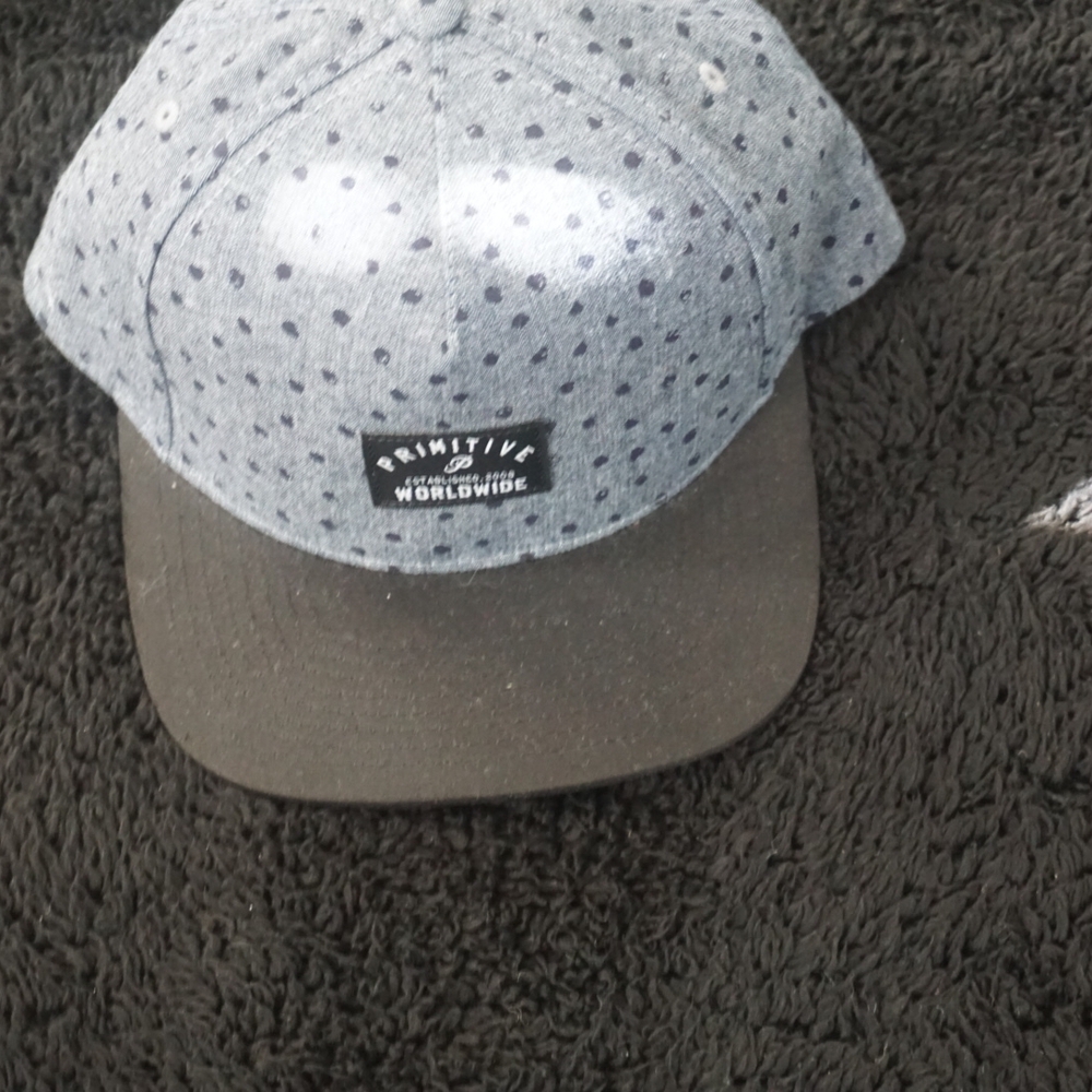 Primitive Speckled Gray and Black Cap